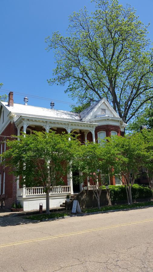 Baer House Inn Vicksburg Exterior photo